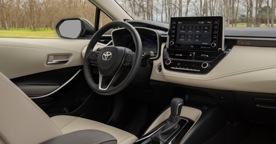 2020 Toyota Corolla SE Interior
