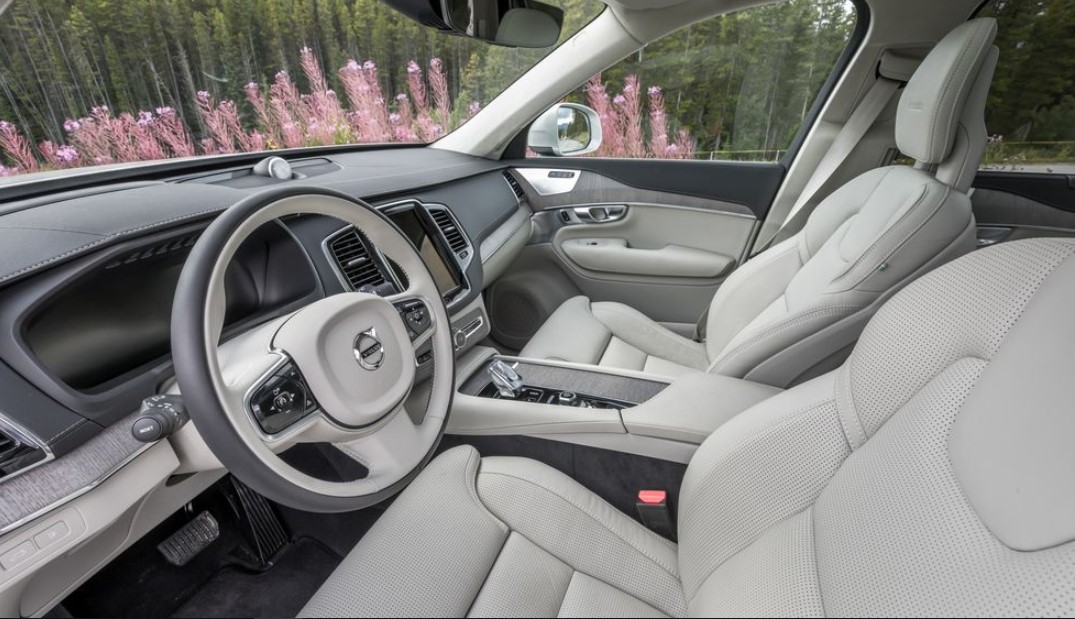 2020 Volvo XC90 Interior
