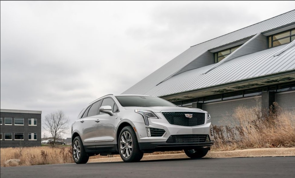 How much does a 2020 Cadillac XT5 Cost?