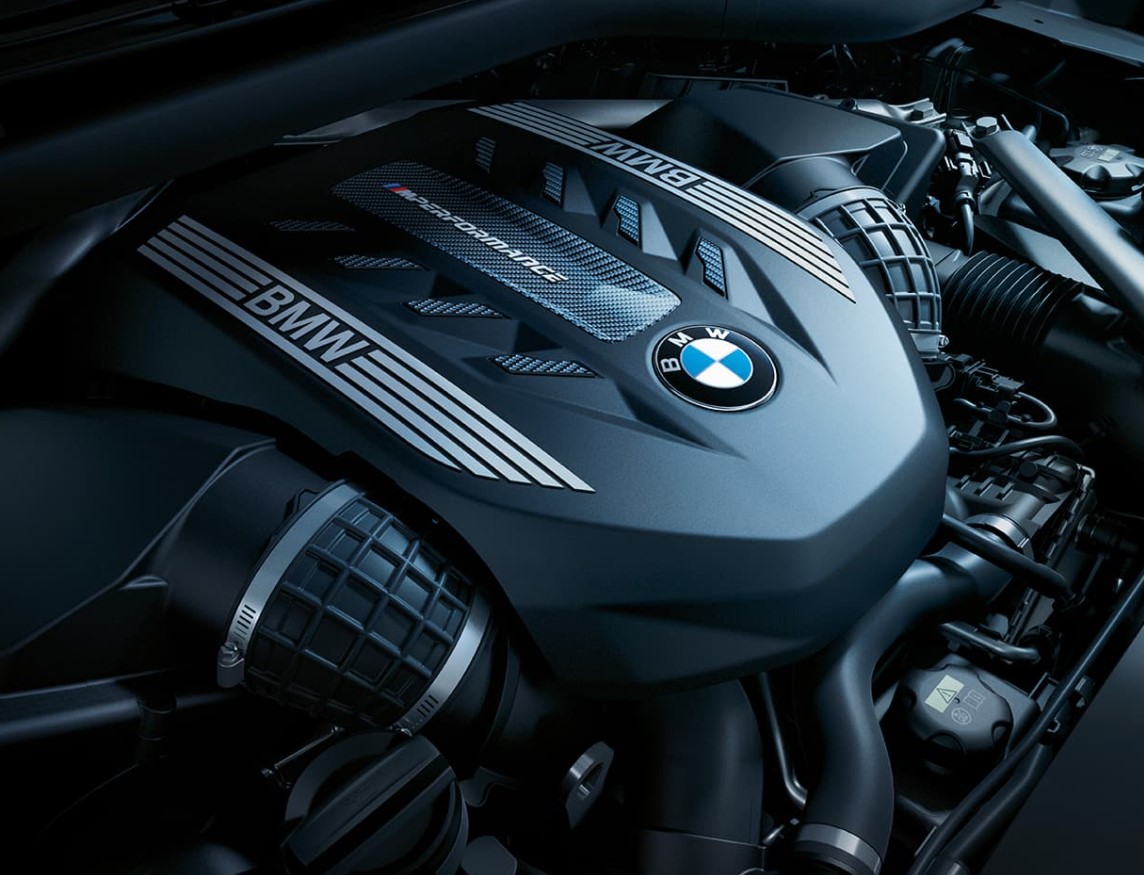 2021 BMW X6 M50i Specifications