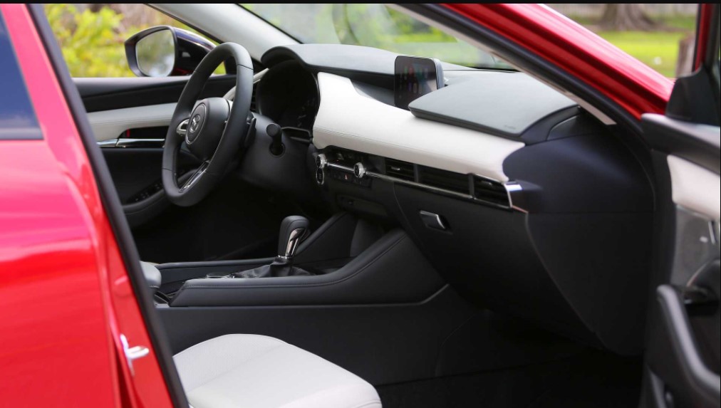 2021 Mazda 3 Turbo Sedan Interior